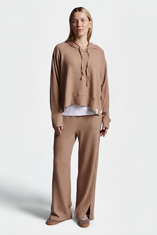 Cotton Candy Trui in Bruin