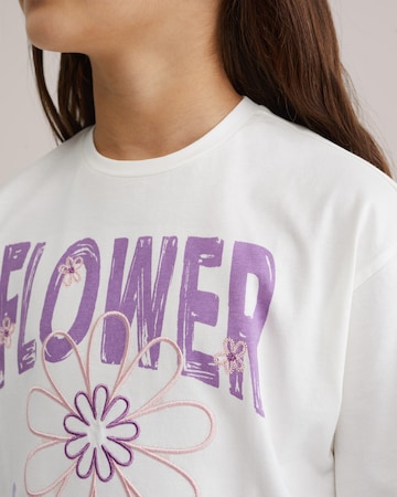 WE Fashion Тениска в бяло