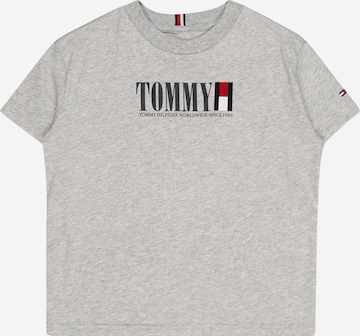 T-Shirt TOMMY HILFIGER en gris : devant