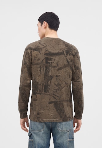 Carhartt WIP Paita 'Feather Tree' värissä ruskea