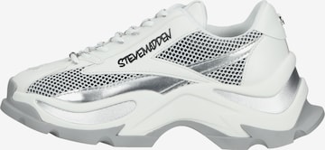 STEVE MADDEN Sneaker low 'ZOOMZ' i hvid