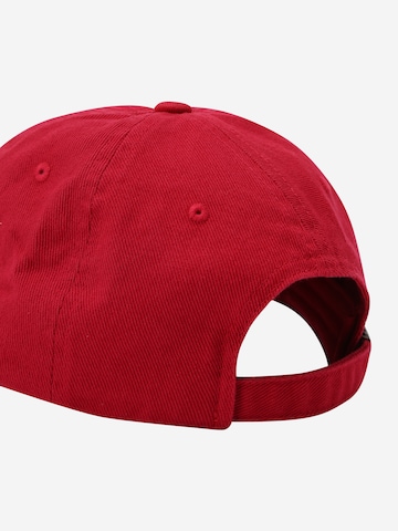 Șapcă de la AÉROPOSTALE pe roșu