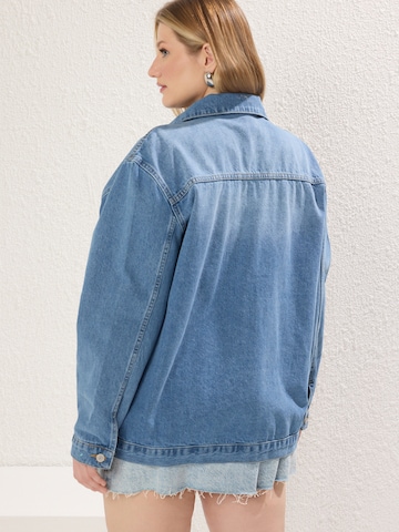Trendyol Curve Átmeneti dzseki - kék