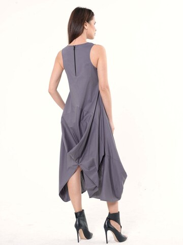 Robe Metamorphoza en gris