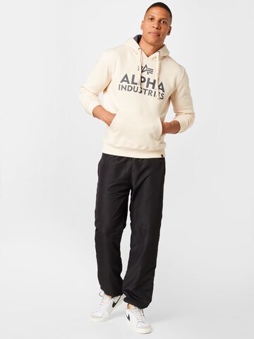 ALPHA INDUSTRIES Sweatshirt in Wit