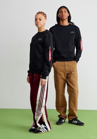 Felpa di ALPHA INDUSTRIES in nero