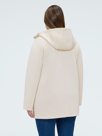 Fiorella Rubino Wintermantel in Wit