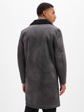 Manteau d’hiver ' Soleno ' DRYKORN en gris