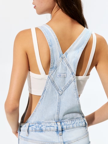 Loosefit Jeans con pettorina di Pull&Bear in blu