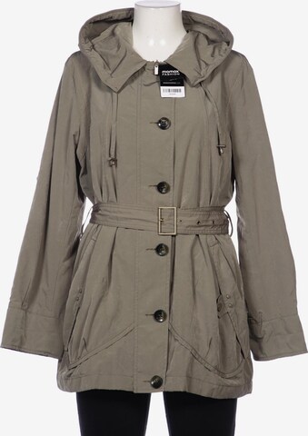 Beaumont Jacket & Coat in XL in Green: front