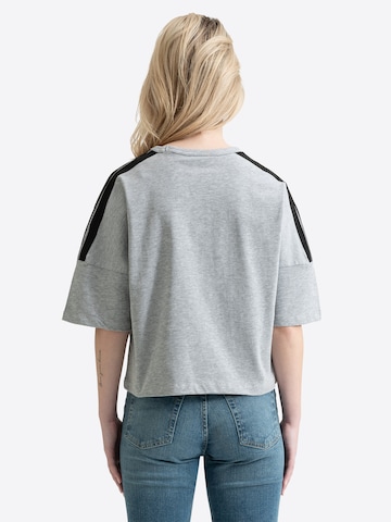 LONSDALE Oversized tričko 'Wandylaw' – šedá