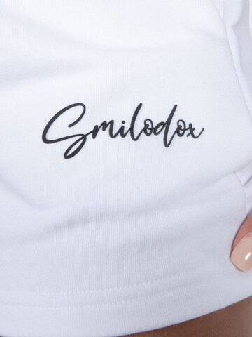 Smilodox Regular Shorts 'Aurilia' in Weiß