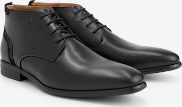 DenBroeck Lace-Up Shoes in Black