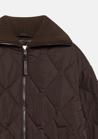 s.Oliver Jacke in Braun: Vorderseite