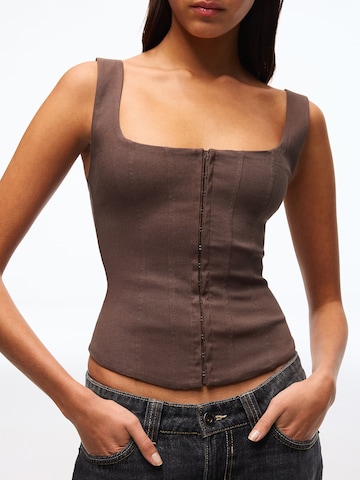 Bershka Топ в кафяво
