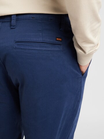 Tapered Pantaloni chino di BOSS in blu