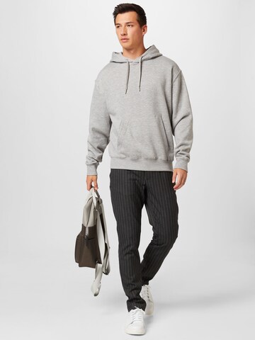 BURTON MENSWEAR LONDON Sweatshirt in Grau