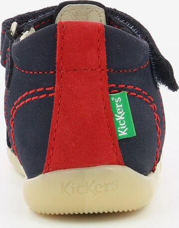 Scarpa bassa di Kickers in blu