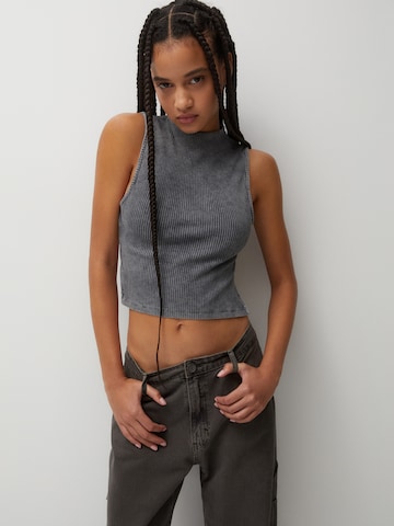 Pull&Bear Top in Grey: front