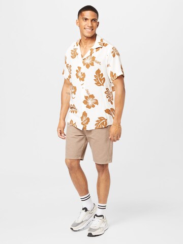 Trendyol Comfort fit Overhemd in Beige