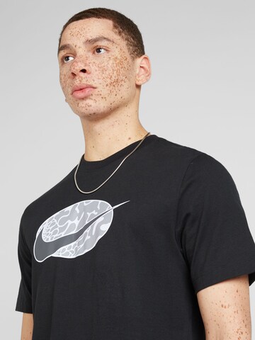 Nike Sportswear T-Shirt 'SWOOSH' in Schwarz