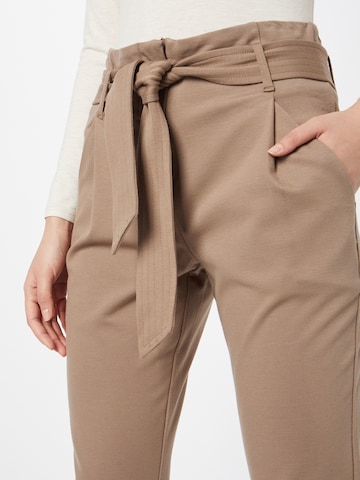 VERO MODA Loose fit Pleat-Front Pants 'Bailey' in Brown