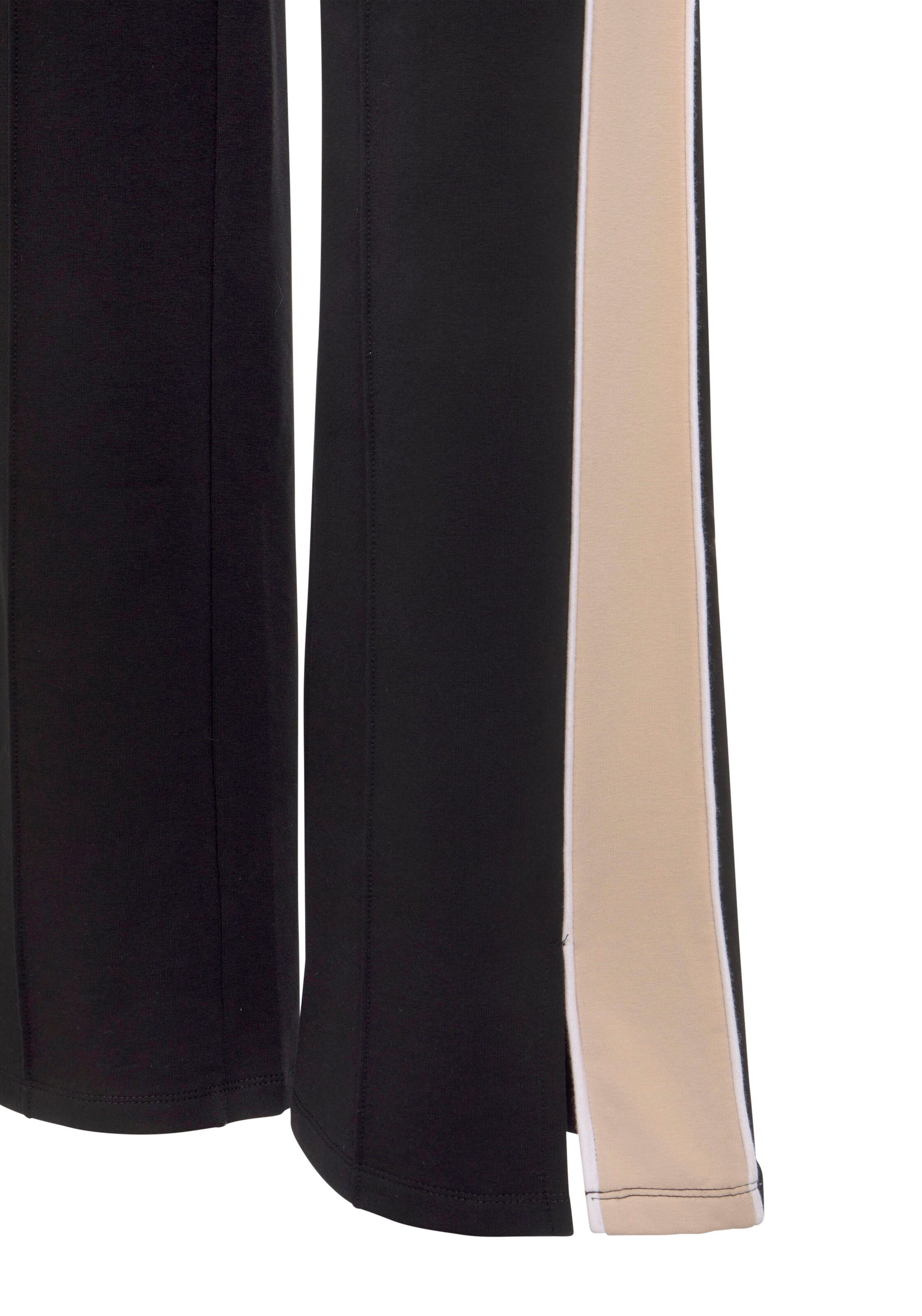 s.Oliver Na zvonec Hlače | črna barva