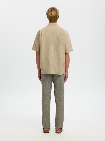 SELECTED Comfort Fit Skjorte 'SLHClay' i beige