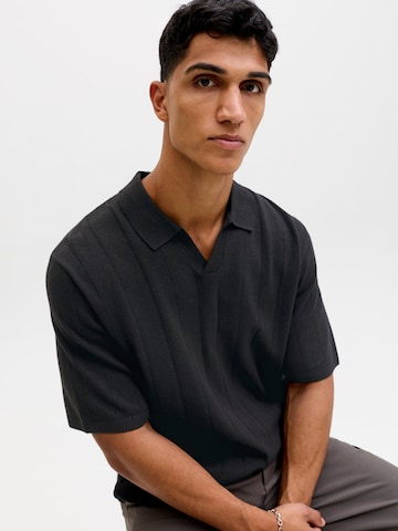 aprel Pullover i sort