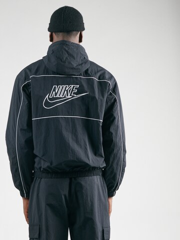 Nike Sportswear Φθινοπωρινό και ανοιξιάτικο μπουφάν 'CLUB' σε μαύρο: μπροστά