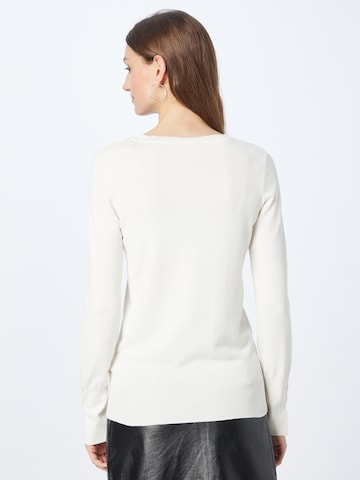 GUESS Пуловер 'GENA' в бяло