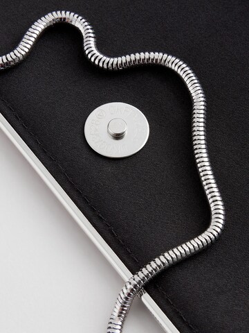 Next Clutch in Pink
