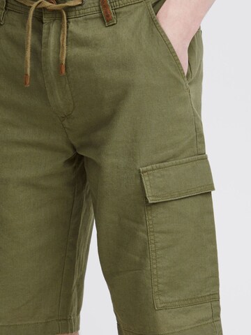 INDICODE JEANS Regular Cargo Pants in Green