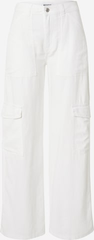 Wide leg Pantaloni cargo 'Julian' di WEEKDAY in bianco: frontale