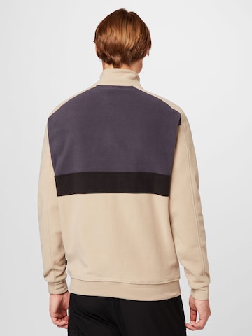 !Solid Sweater 'Carl' in Beige