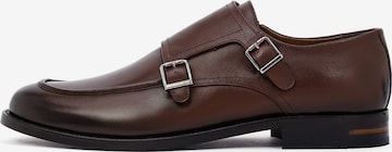 Chaussure basse Derimod en marron : devant