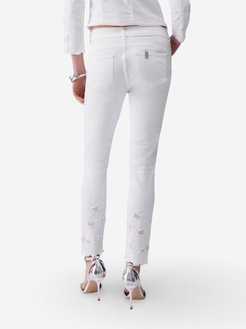 Skinny Jeans 'B.UP IDEAL REG.W. WA6260 T367A' di Liu Jo in bianco