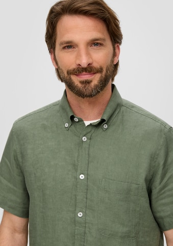 Coupe regular Chemise s.Oliver en vert