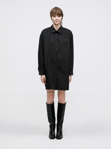REPLAY Sukienka koszulowa w kolorze czarny: przód