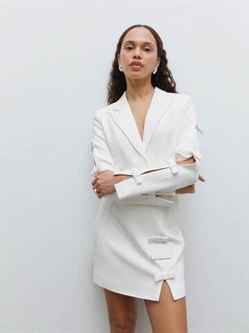 Blazer di Fleur by Kaviar Gauche in bianco: frontale
