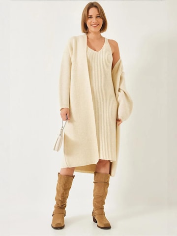 Robes en maille Bianco Lucci en beige