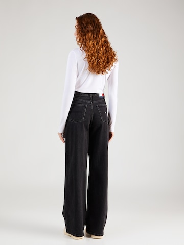 Tommy Jeans Wide Leg Jeans 'CLAIRE' in Schwarz