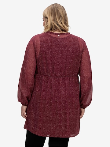 SHEEGO Tunic in Red