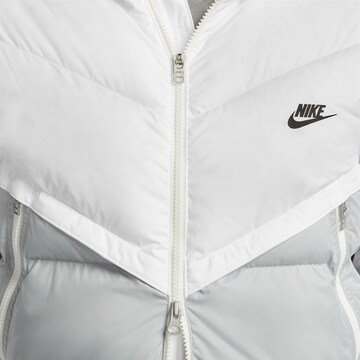 Nike Sportswear - Casaco de inverno em cinzento