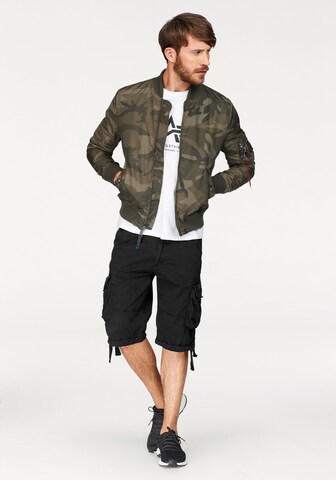 ALPHA INDUSTRIES Regular Cargobroek 'Jet' in Zwart