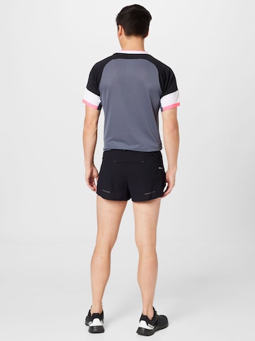 ASICS Regular Sportshorts 'Metarun' in Schwarz