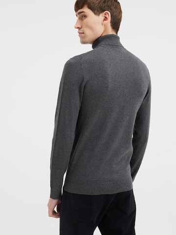 WE Fashion Pullover in Grau