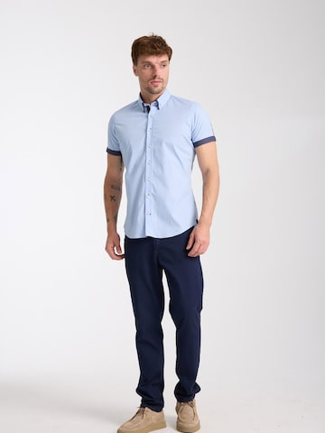 Coupe slim Chemise business 'Roma Iconic Poplin Stretch Man Shirt Short Sleeve Light Blue' 7Camicie en bleu