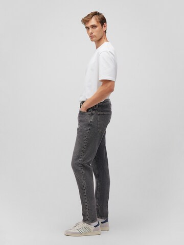 Mavi Tapered Jeans 'Milan' in Grau