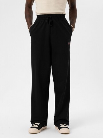 Loosefit Pantalon 'Coneflower' VAMOS CLO en noir : devant